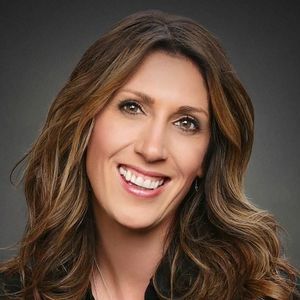 Meet your Posher, Becky